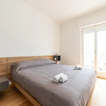 De Life Exclusive Apartment *