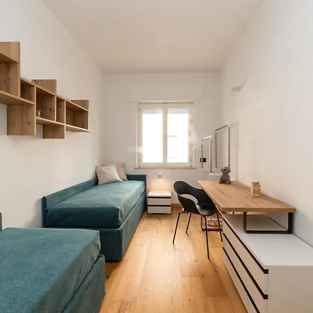 De Life Exclusive Apartment *
