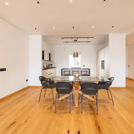 Apartment De Life Exclusive *